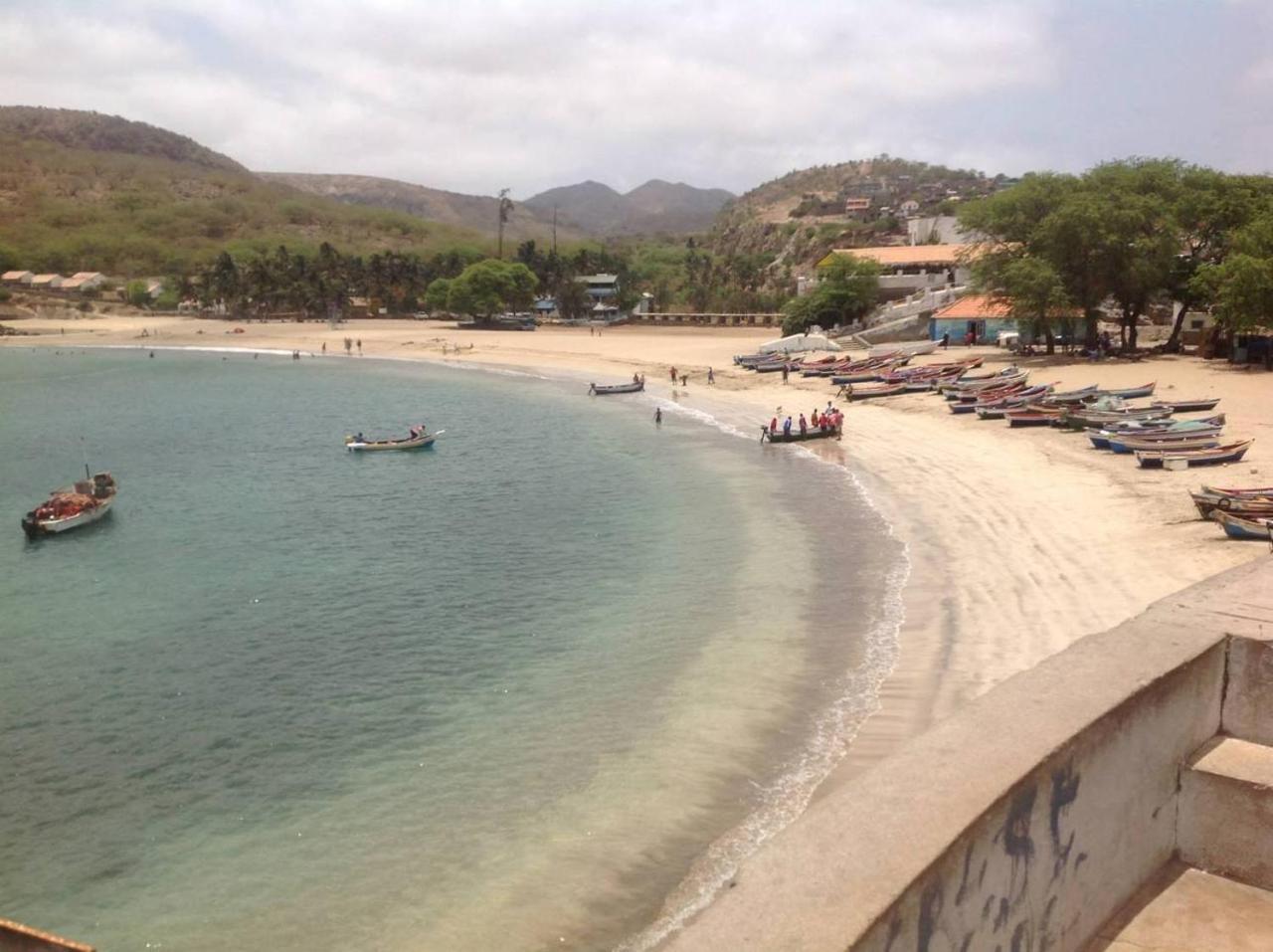 Casa Cabral : Big Apartment Next To The Beach 塔拉法尔 外观 照片