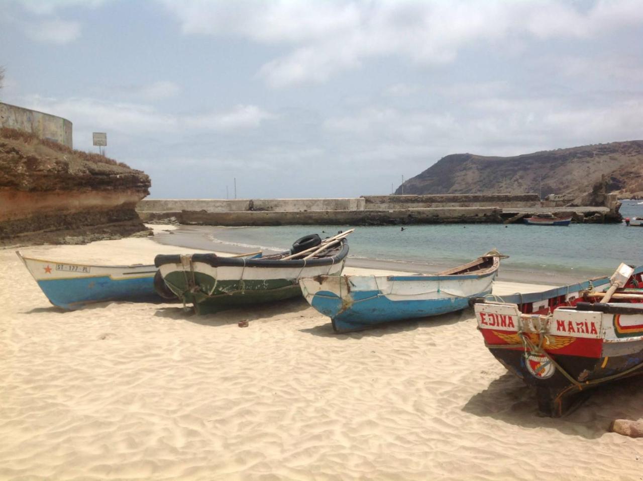 Casa Cabral : Big Apartment Next To The Beach 塔拉法尔 外观 照片